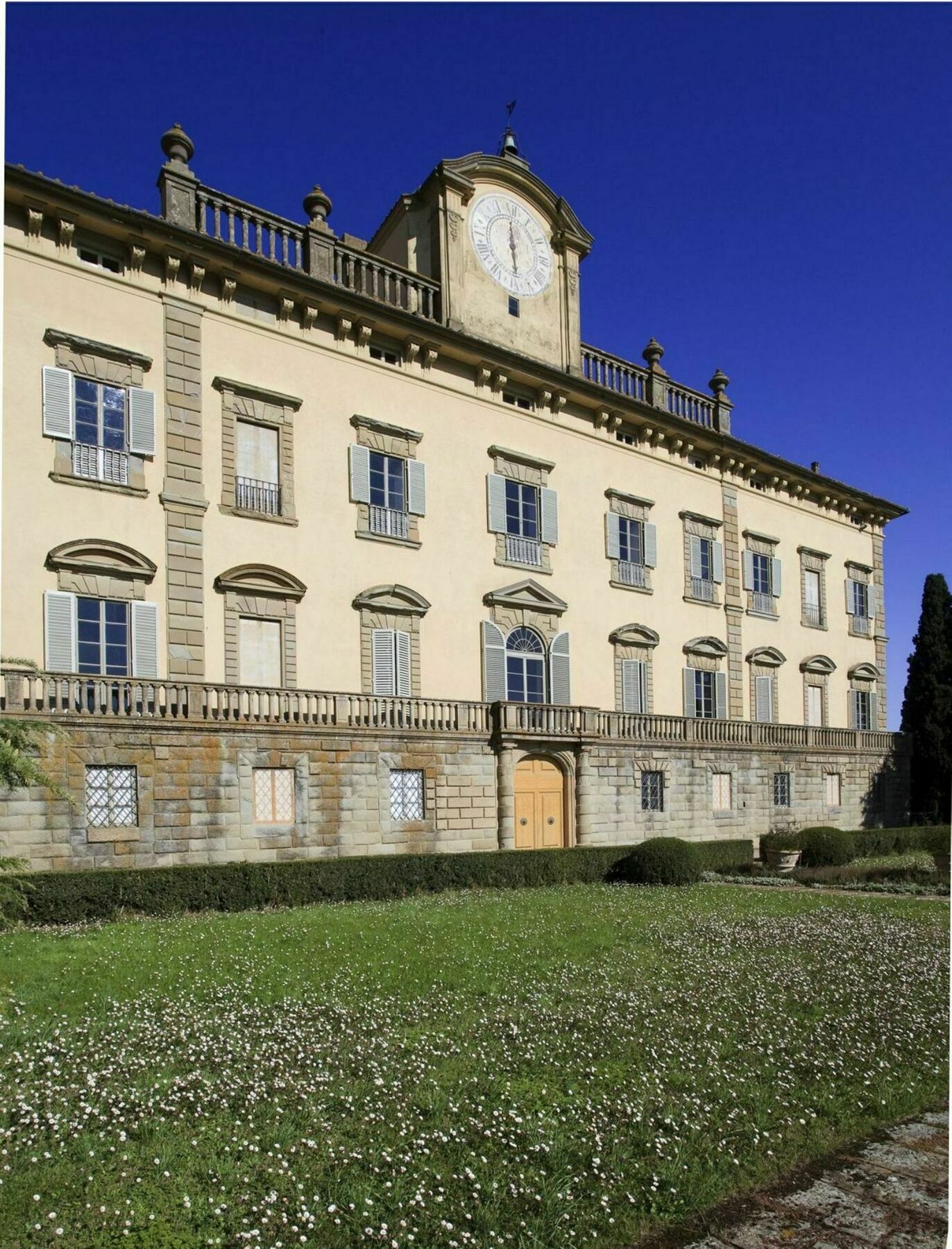 Torre A Cona Wine Estate